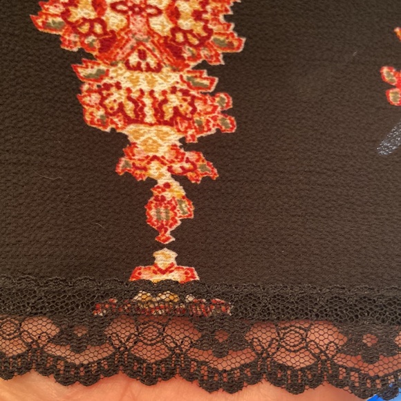 Lux11 Bohemian Red & Black Dress with layered ruffle bell sleeves size 4 - Picture 10 of 13